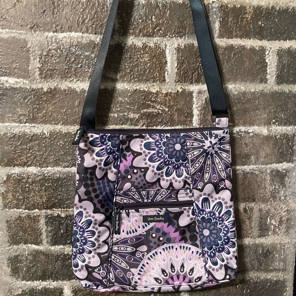 Vera Bradley purse - Picture 1 of 4
